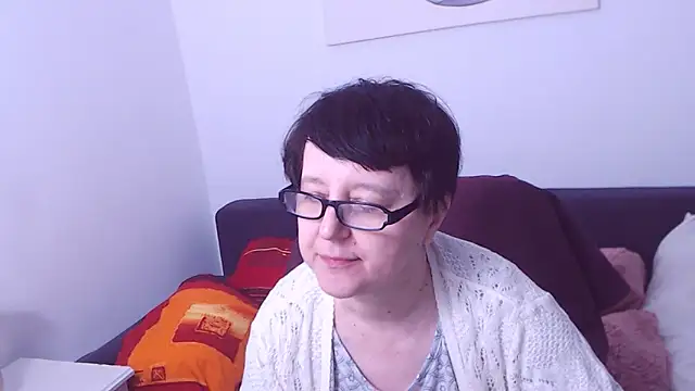 ChristaRose online show from 11/29/25, 11:19