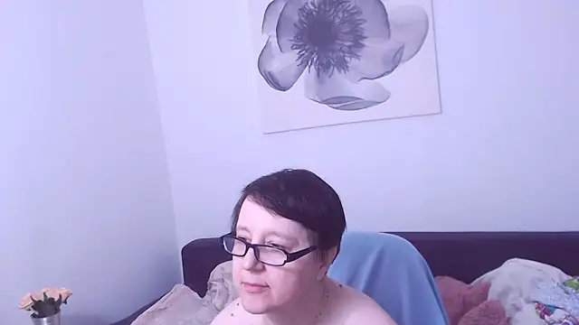 ChristaRose online show from 04/26/26, 11:08