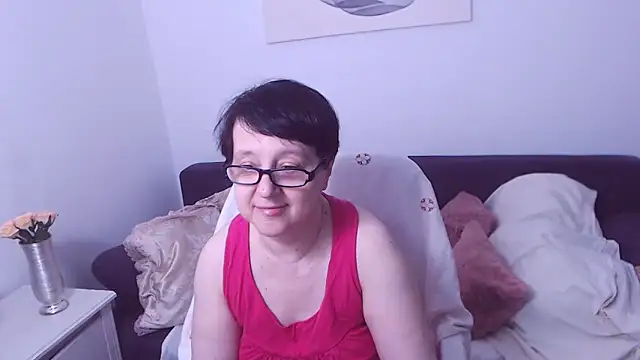 ChristaRose online show from 06/05/26, 07:19