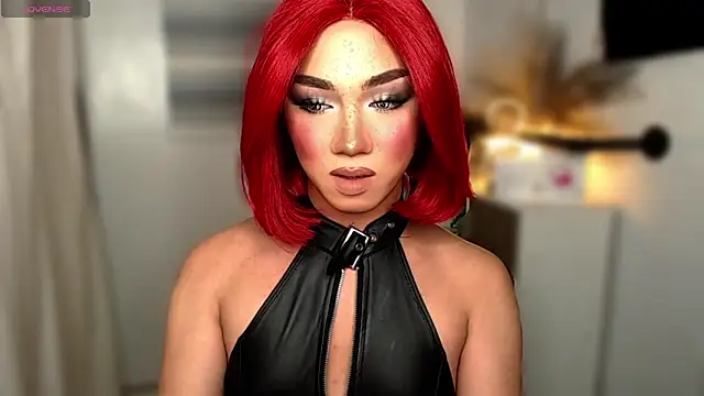 Snapshot of Local_Hoelyx chatting on 09/26/25, 04:00 Local Hoelyx online show from 09/26/25, 04:00