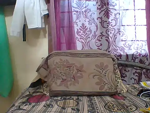 Snapshot of Slavebottombdsm09 chatting on 11/22/25, 04:55 Slavebottombdsm09 online show from 11/22/25, 04:55