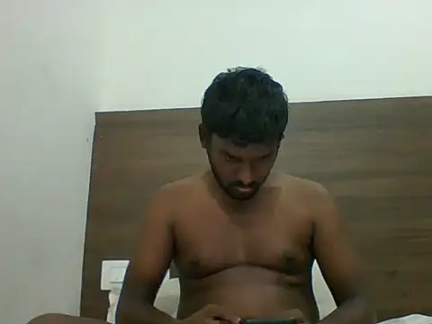 Snapshot of Slavebottombdsm09 chatting on 12/05/25, 02:58 Slavebottombdsm09 online show from 12/05/25, 02:58