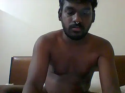 Snapshot of Slavebottombdsm09 chatting on 12/22/25, 10:07 Slavebottombdsm09 online show from 12/22/25, 10:07