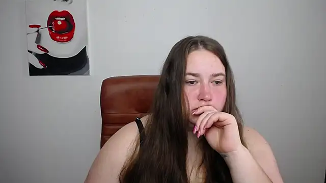 Snapshot of XX_Daniella_XX chatting on 05/27/26, 06:43 XX Daniella XX online show from 05/27/26, 06:43