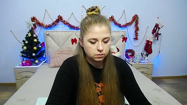 Snapshot of JessikaDaniel chatting on 12/17/24, 10:12 JessikaDaniel online show from 12/17/24, 10:12