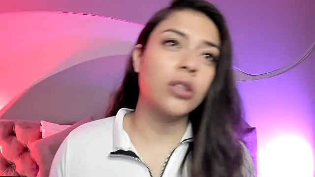 Nicolle W online show from 03/06/25, 01:24