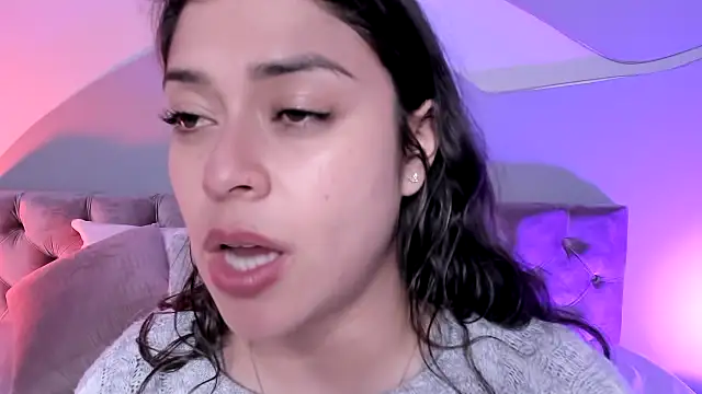 Nicolle W online show from 03/14/25, 11:56