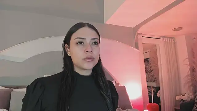 Nicolle W online show from 10/24/25, 12:01