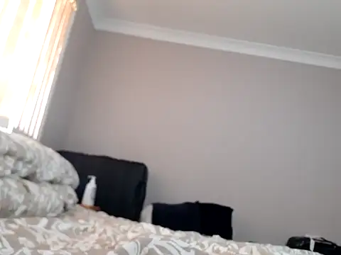 Snapshot of AmateurGuy23 chatting on 02/12/25, 01:30 AmateurGuy23 online show from 02/12/25, 01:30