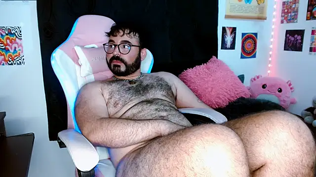 Snapshot of johnnyalx chatting on 02/22/25, 12:05 johnnyalx online show from 02/22/25, 12:05