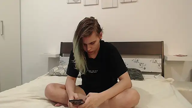 Snapshot of BlakeGumball chatting on 03/15/25, 11:39 BlakeGumball online show from 03/15/25, 11:39