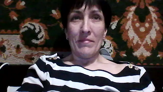 SunnyAmorre online show from 05/01/26, 07:07