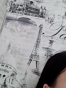 Snapshot of Rini333 chatting on 10/02/25, 10:11 Rini333 online show from 10/02/25, 10:11