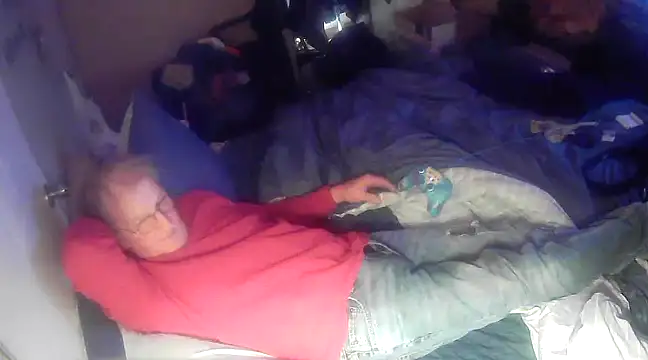 jck1m0t online show from 01/10/25, 09:02