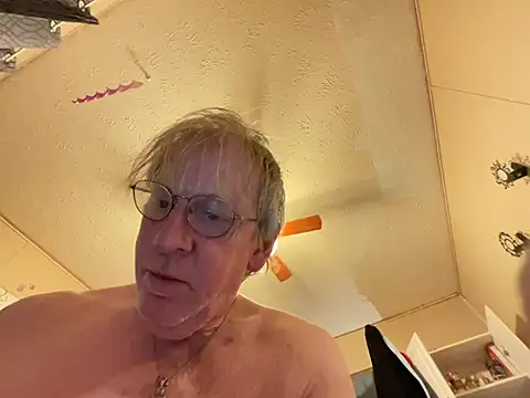 jck1m0t online show from 02/28/25, 11:45