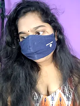 Snapshot of riya-baby chatting on 12/17/24, 04:00 riya-baby online show from 12/17/24, 04:00