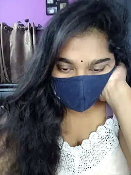 Snapshot of riya-baby chatting on 01/08/25, 12:58 riya-baby online show from 01/08/25, 12:58