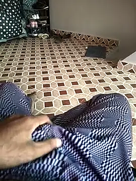 Snapshot of deshimund chatting on 11/16/25, 02:06 deshimund online show from 11/16/25, 02:06