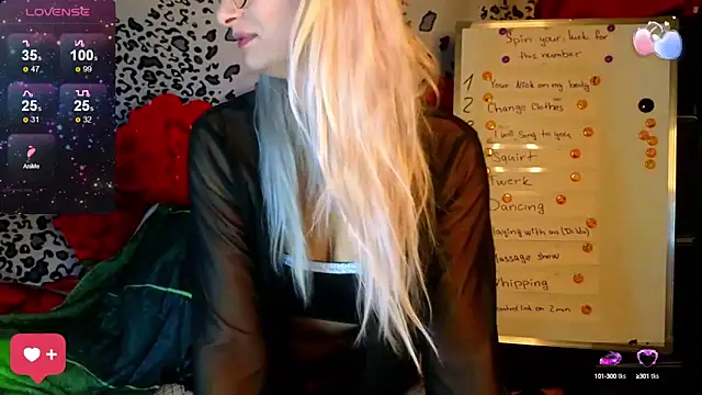 Snapshot of KittyMia chatting on 02/21/25, 08:16 KittyMia online show from 02/21/25, 08:16