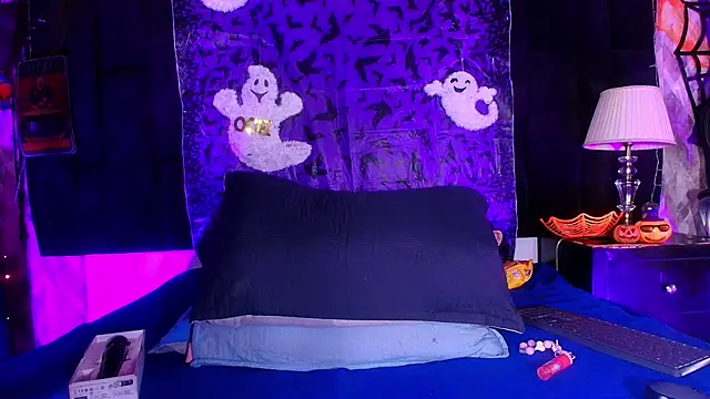 shelsyloreds online show from 10/15/25, 12:05