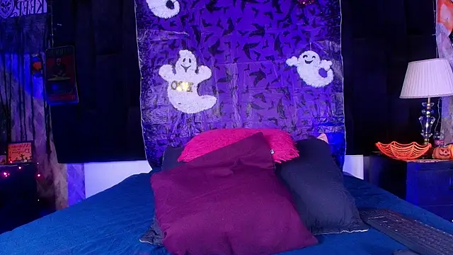 shelsyloreds online show from 10/17/25, 12:08