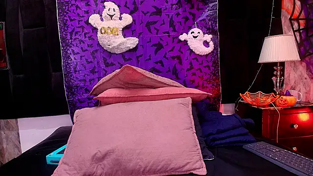 shelsyloreds online show from 10/30/25, 11:55