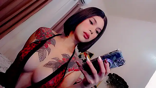 Snapshot of Thelordofcumsmegan chatting on 09/16/25, 01:06 Thelordofcumsmegan online show from 09/16/25, 01:06