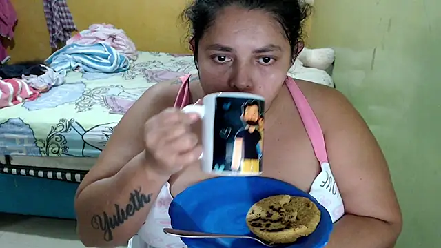 Snapshot of yulieth_bbw chatting on 07/08/26, 12:48 yulieth bbw online show from 07/08/26, 12:48