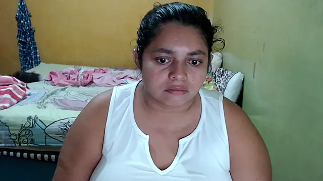 Snapshot of yulieth_bbw chatting on 07/13/26, 05:54 yulieth bbw online show from 07/13/26, 05:54