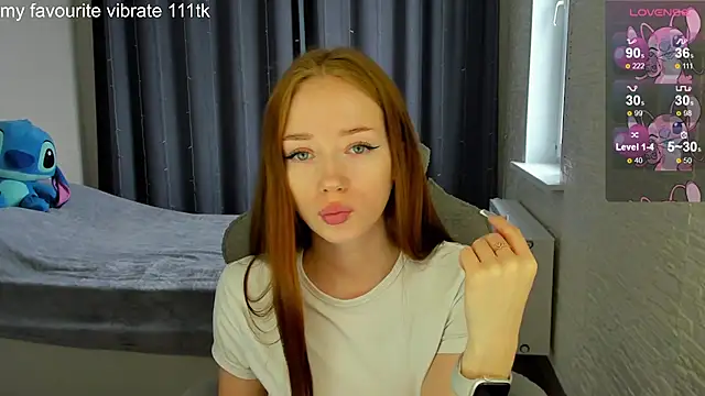 Snapshot of Hot_Mia_ chatting on 03/11/25, 11:55 Hot Mia online show from 03/11/25, 11:55