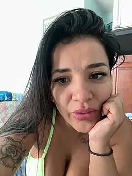 Snapshot of lau_ass_goddess chatting on 03/25/26, 03:29 lau ass goddess online show from 03/25/26, 03:29
