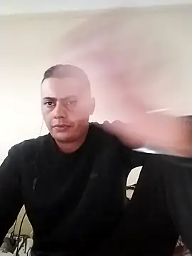 Snapshot of Iml22m chatting on 02/11/26, 03:50 Iml22m online show from 02/11/26, 03:50