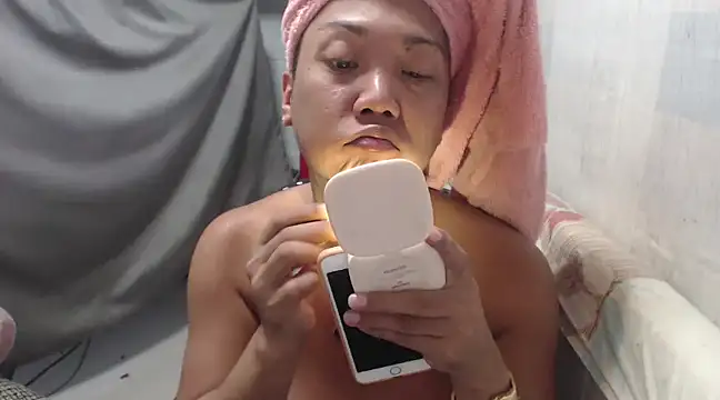 Snapshot of AsianNastyHOTCUM chatting on 03/13/25, 08:48 AsianNastyHOTCUM online show from 03/13/25, 08:48