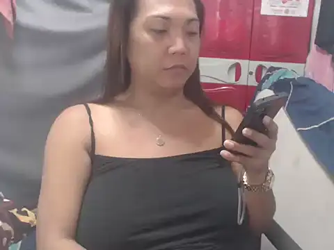 Snapshot of AsianNastyHOTCUM chatting on 10/19/25, 06:03 AsianNastyHOTCUM online show from 10/19/25, 06:03