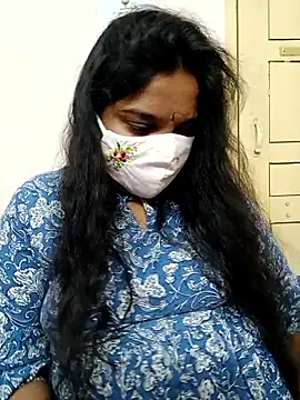 Snapshot of lovely-latha chatting on 02/20/26, 02:28 lovely-latha online show from 02/20/26, 02:28