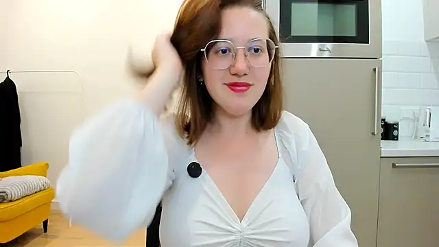 Snapshot of Charmy_Gracy chatting on 06/15/26, 08:38 Charmy Gracy online show from 06/15/26, 08:38