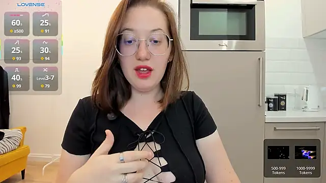 Snapshot of Charmy_Gracy chatting on 07/20/26, 08:50 Charmy Gracy online show from 07/20/26, 08:50