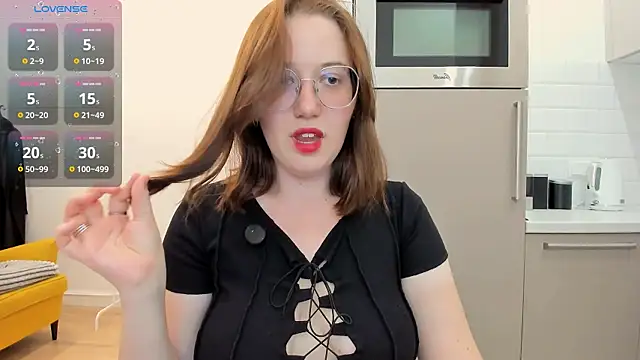 Snapshot of Charmy_Gracy chatting on 07/30/26, 05:56 Charmy Gracy online show from 07/30/26, 05:56
