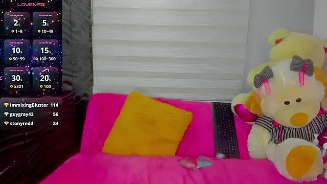 Snapshot of Pocahontas_d chatting on 02/21/26, 07:20 Pocahontas d online show from 02/21/26, 07:20