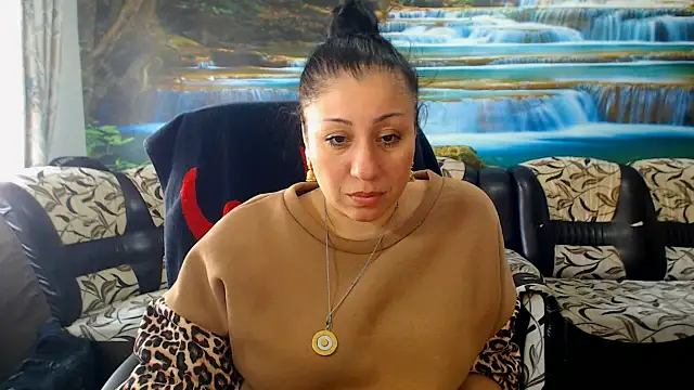 MoistMady online show from 03/18/26, 09:01