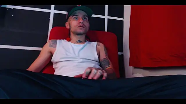 Snapshot of Christian_Stiven1 chatting on 11/27/25, 03:14 Christian Stiven1 online show from 11/27/25, 03:14