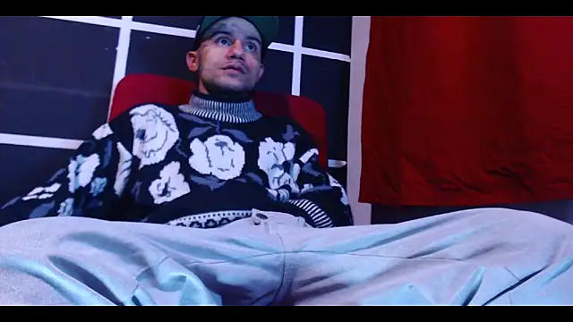 Snapshot of Christian_Stiven1 chatting on 11/28/25, 04:37 Christian Stiven1 online show from 11/28/25, 04:37