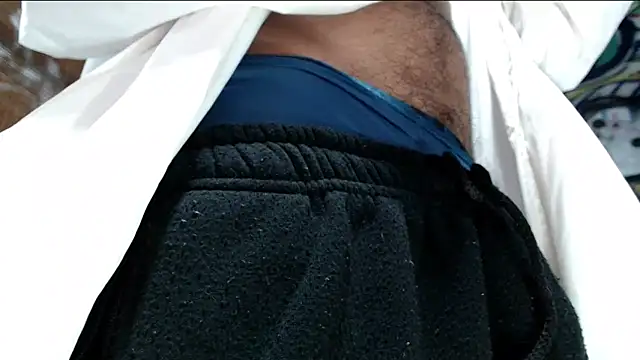 Snapshot of Justin_Frank chatting on 02/15/26, 04:36 Justin Frank online show from 02/15/26, 04:36