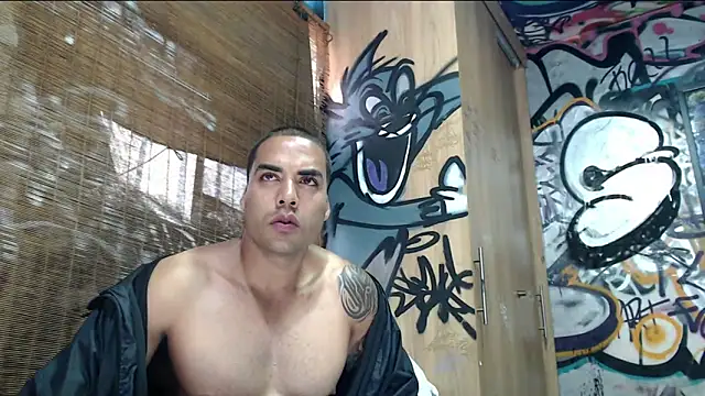Snapshot of Justin_Frank chatting on 04/20/26, 08:32 Justin Frank online show from 04/20/26, 08:32