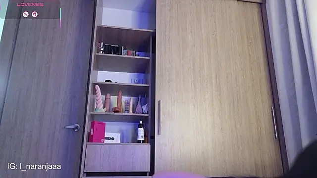 Snapshot of nara_lyn1 chatting on 02/20/26, 05:04 nara lyn1 online show from 02/20/26, 05:04