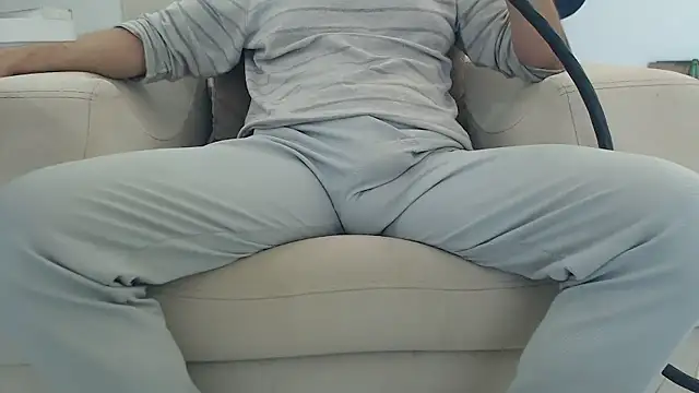 Snapshot of masterxmonster chatting on 01/19/26, 07:56 masterxmonster online show from 01/19/26, 07:56