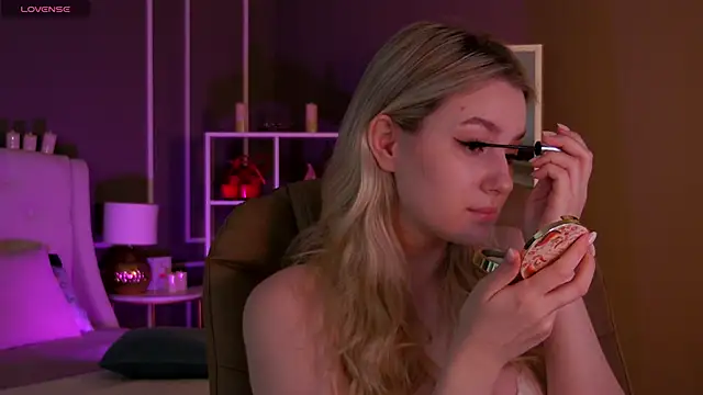 elinanortas online show from 01/18/25, 01:19