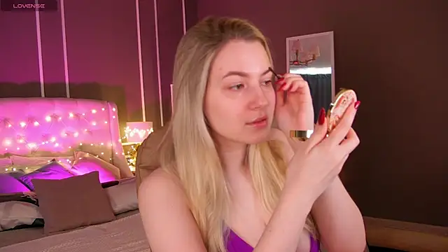 elinanortas online show from 02/20/25, 04:28