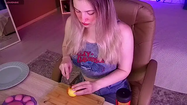 elinanortas online show from 09/30/25, 01:10