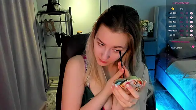 elinanortas online show from 10/04/25, 01:14